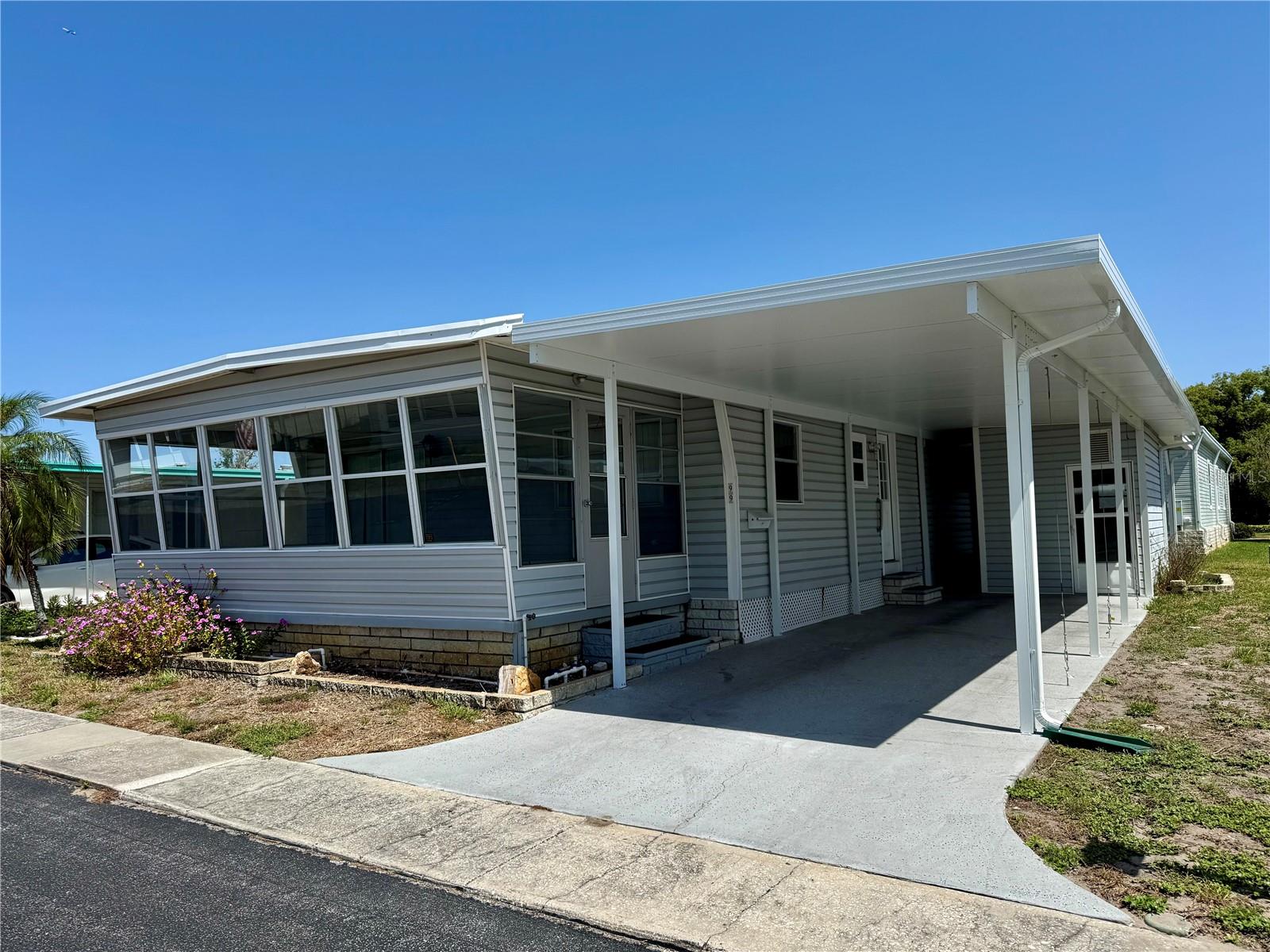 99 PINDO PALM ST E, LARGO, FL, 33770