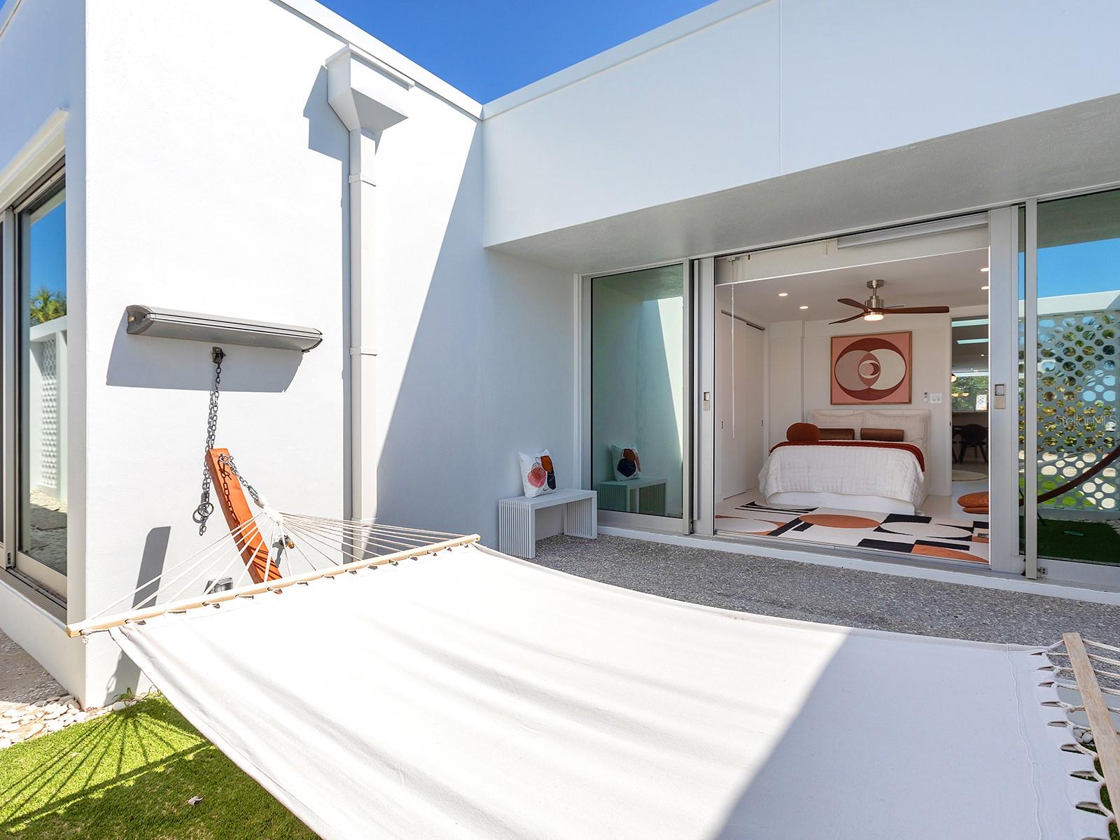 A4653020 Property Photo