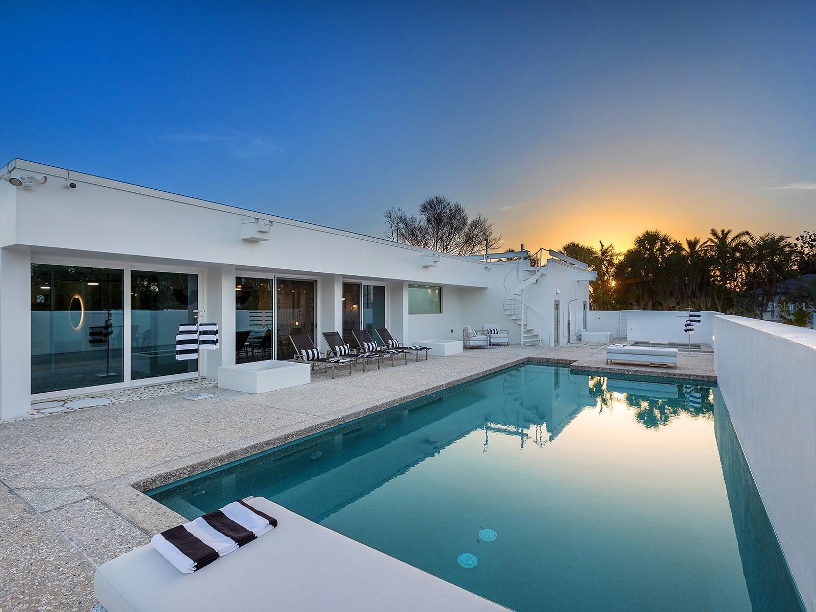 A4653020 Property Photo