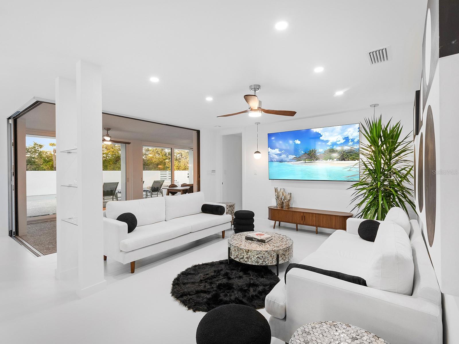 A4653020 Property Photo