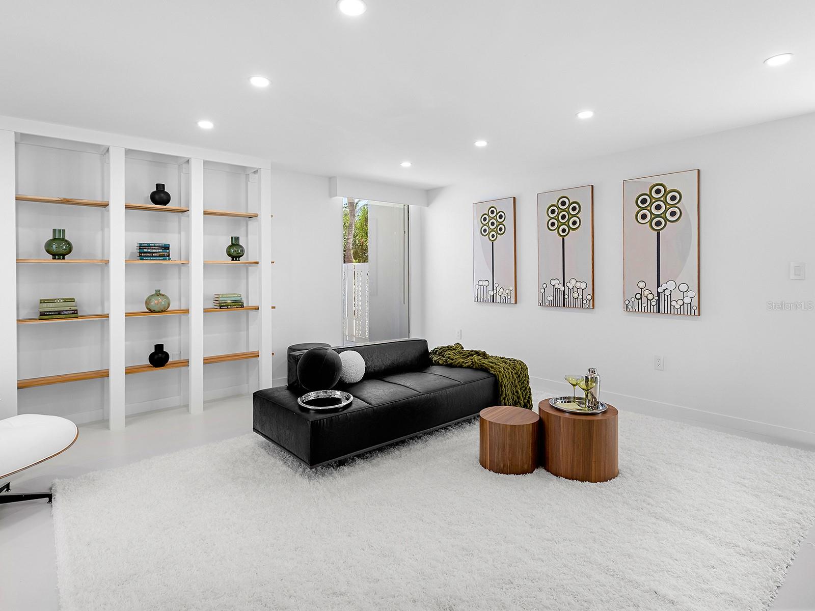 A4653020 Property Photo