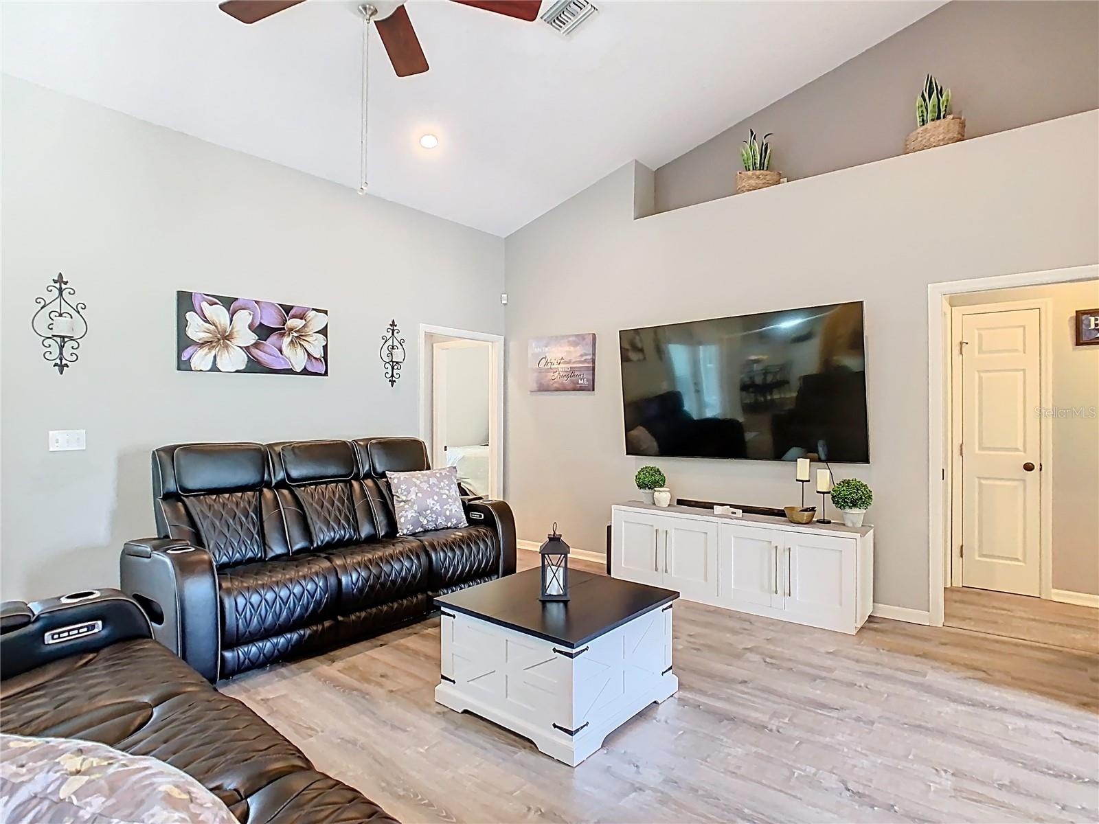 123 EVERGREEN DR, AUBURNDALE, FL, 33823