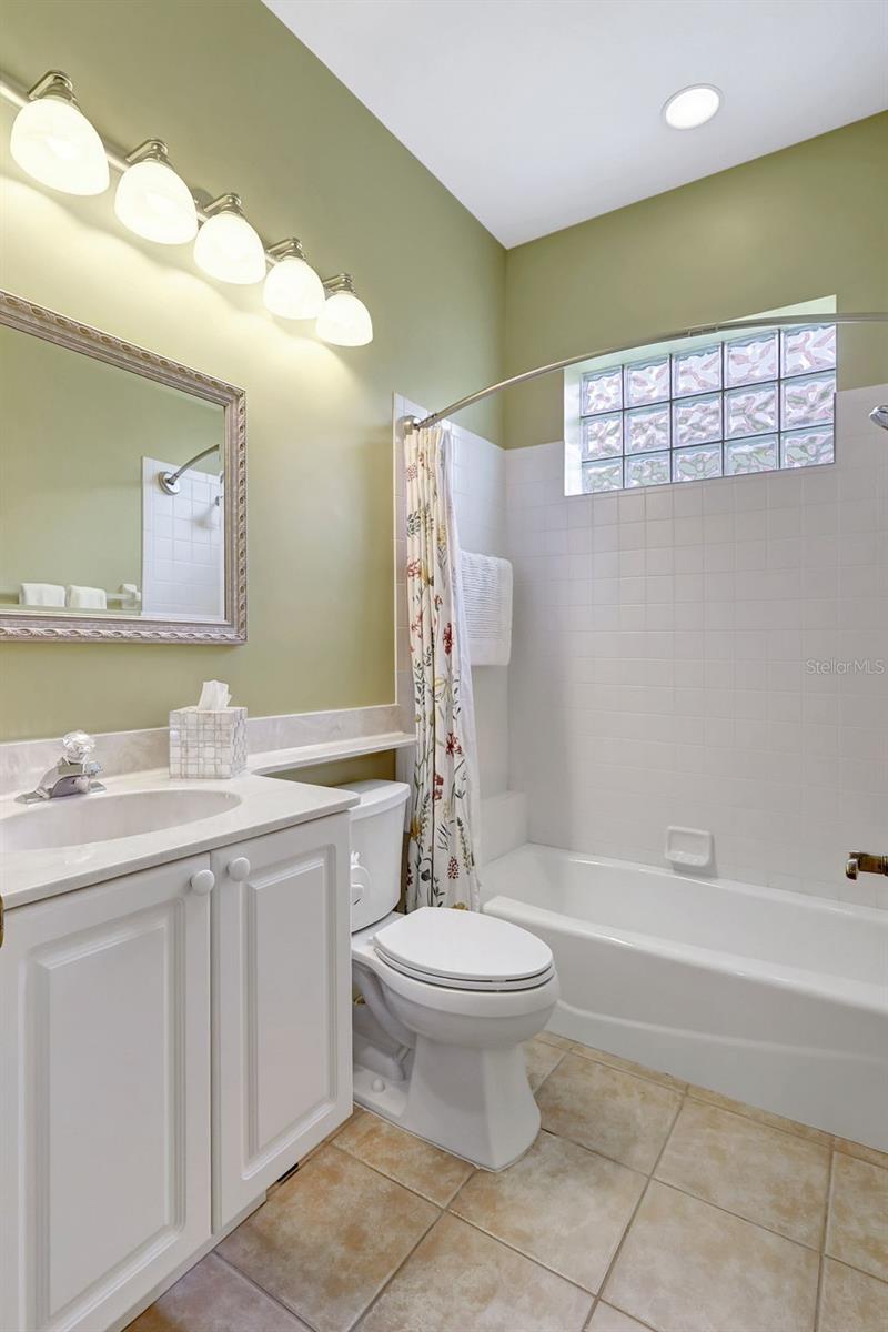 4818 88TH ST E, BRADENTON, FL, 34211