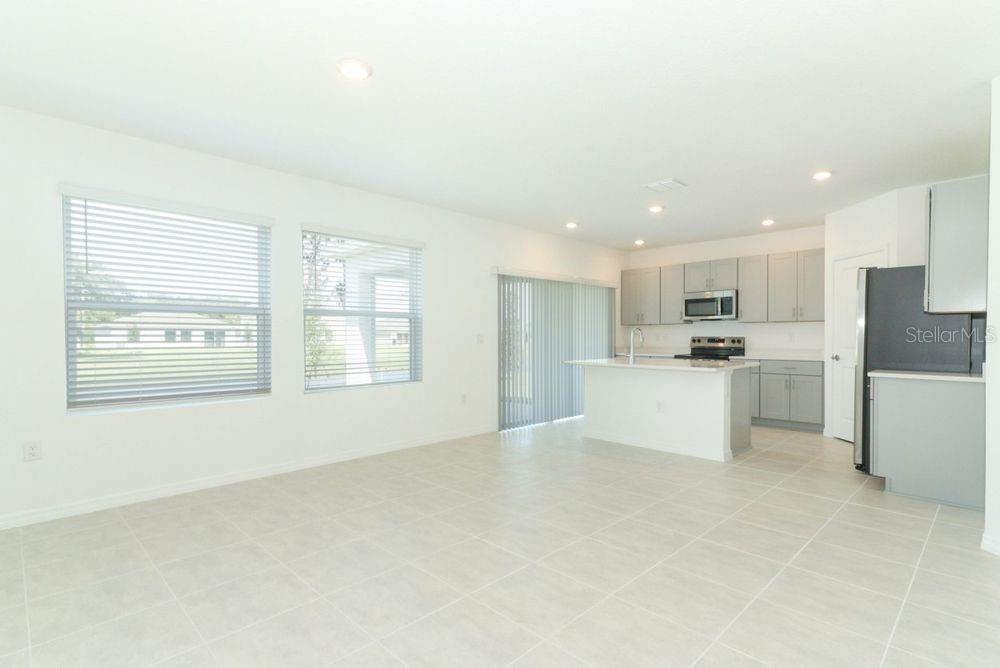 33836 SKY BLOSSOM CIR, LEESBURG, FL, 34788