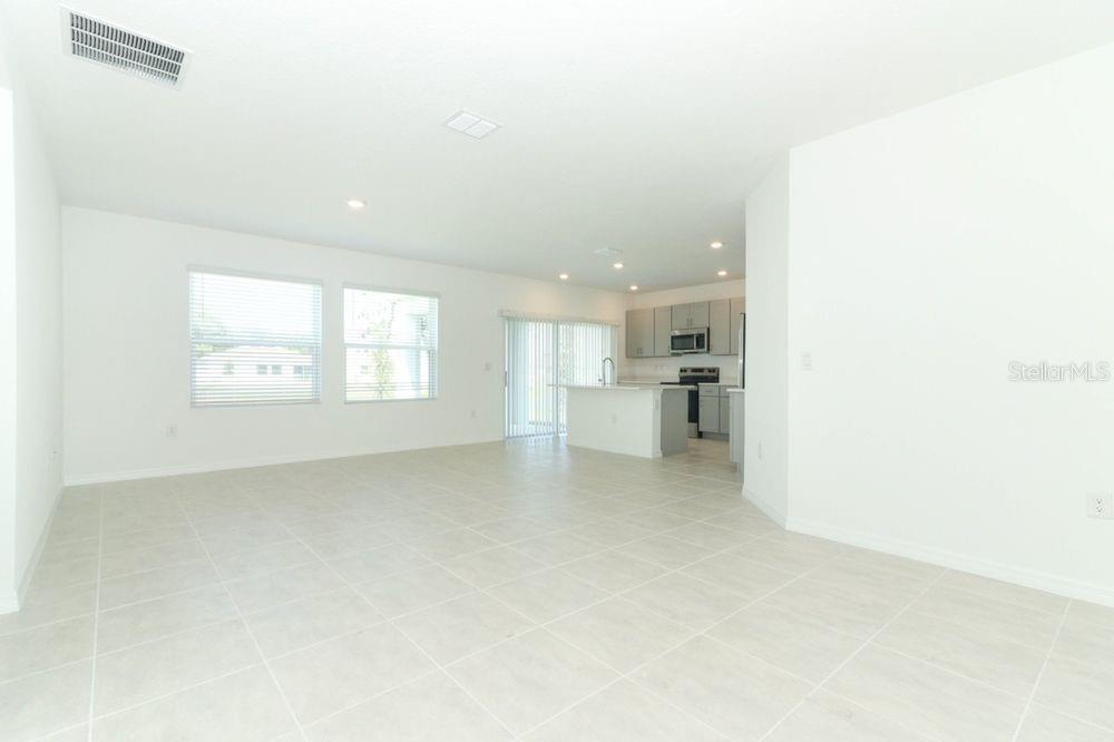 33836 SKY BLOSSOM CIR, LEESBURG, FL, 34788