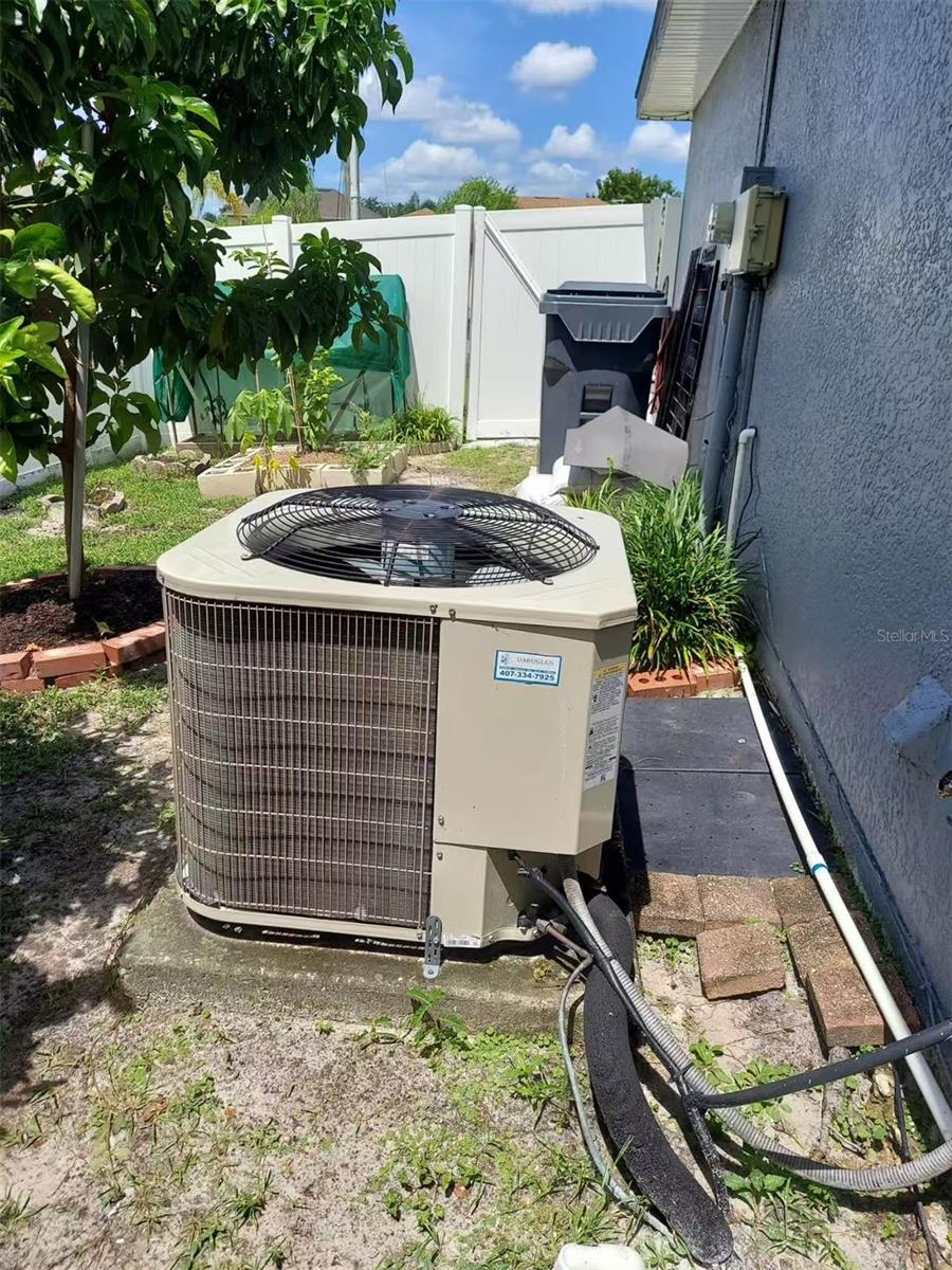 455 EAGLE DR, KISSIMMEE, FL, 34759