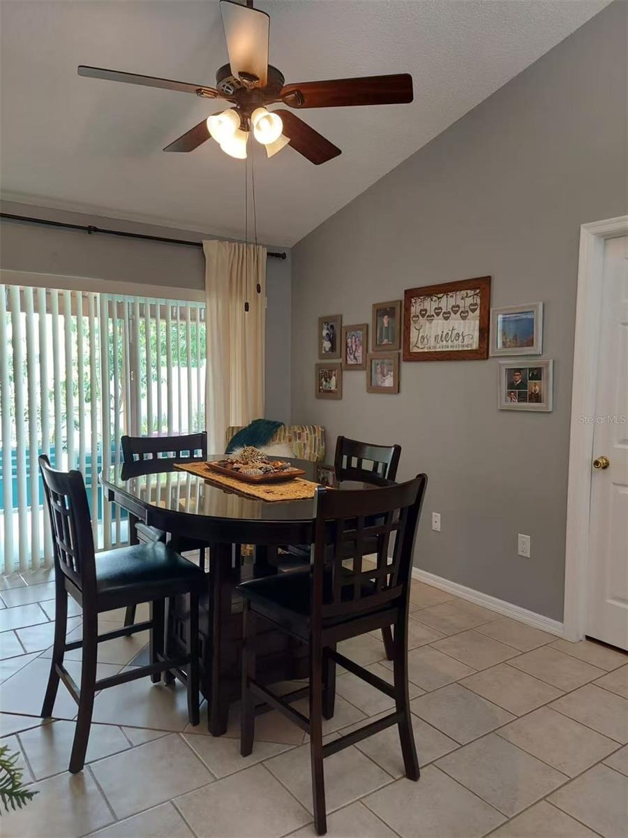 455 EAGLE DR, KISSIMMEE, FL, 34759