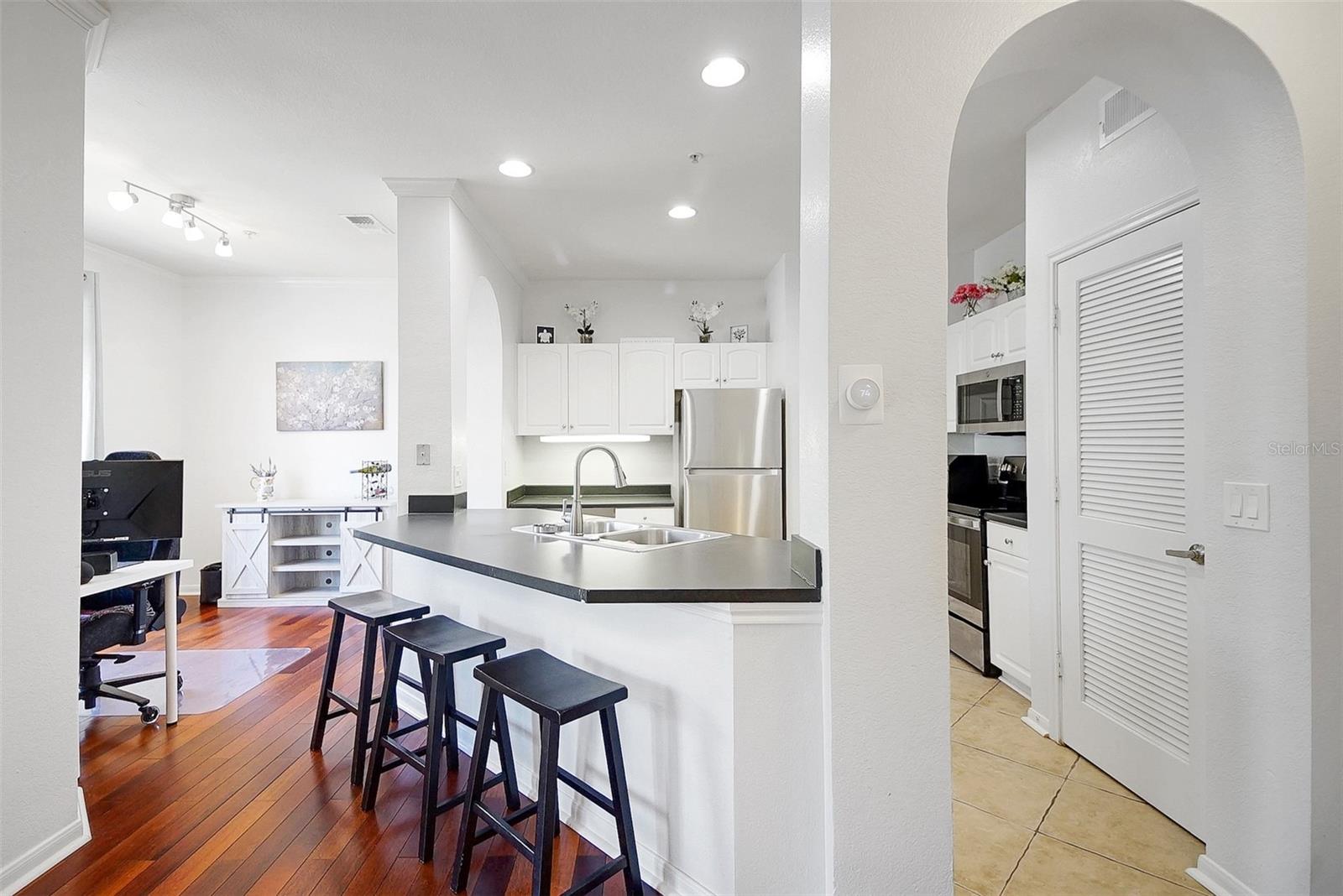 860 N ORANGE AVE #448, ORLANDO, FL, 32801