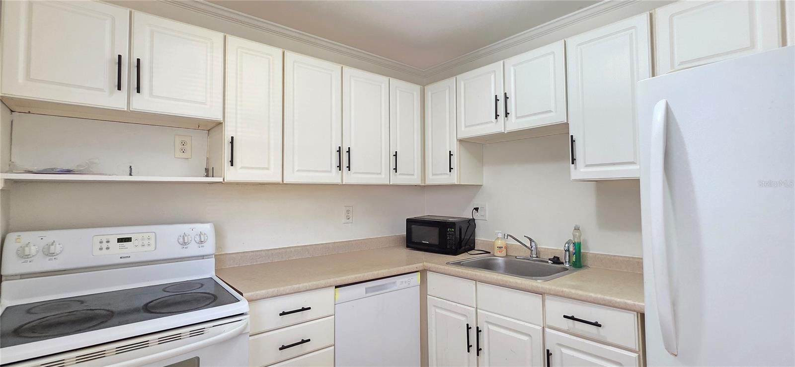 O6310155 Property Photo