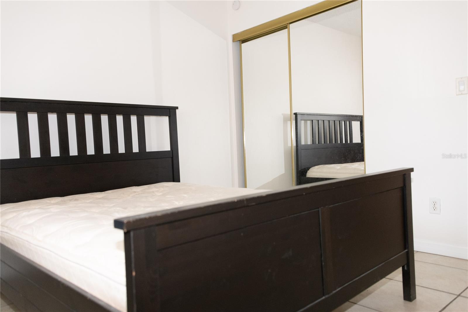 O6310155 Property Photo