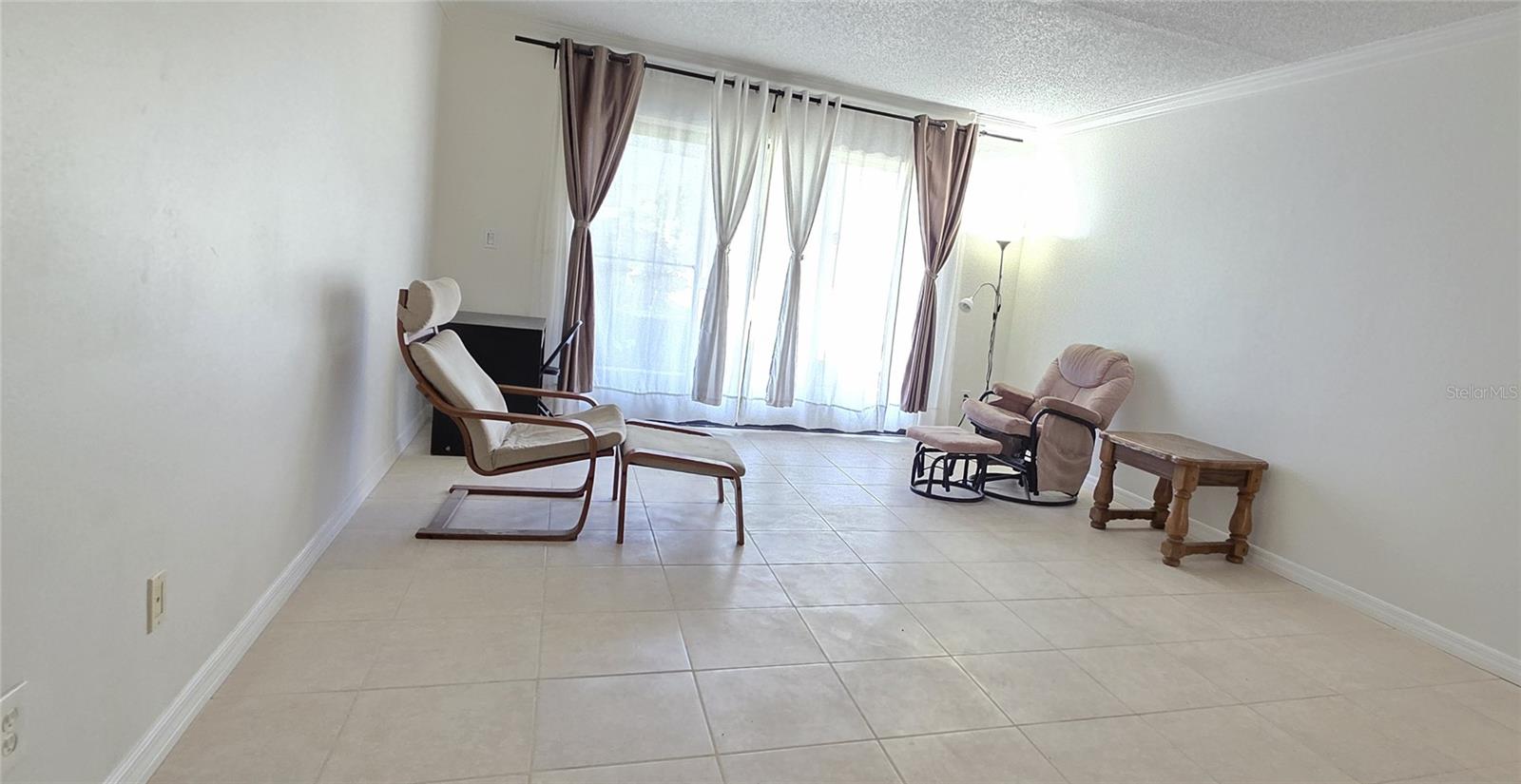 O6310155 Property Photo