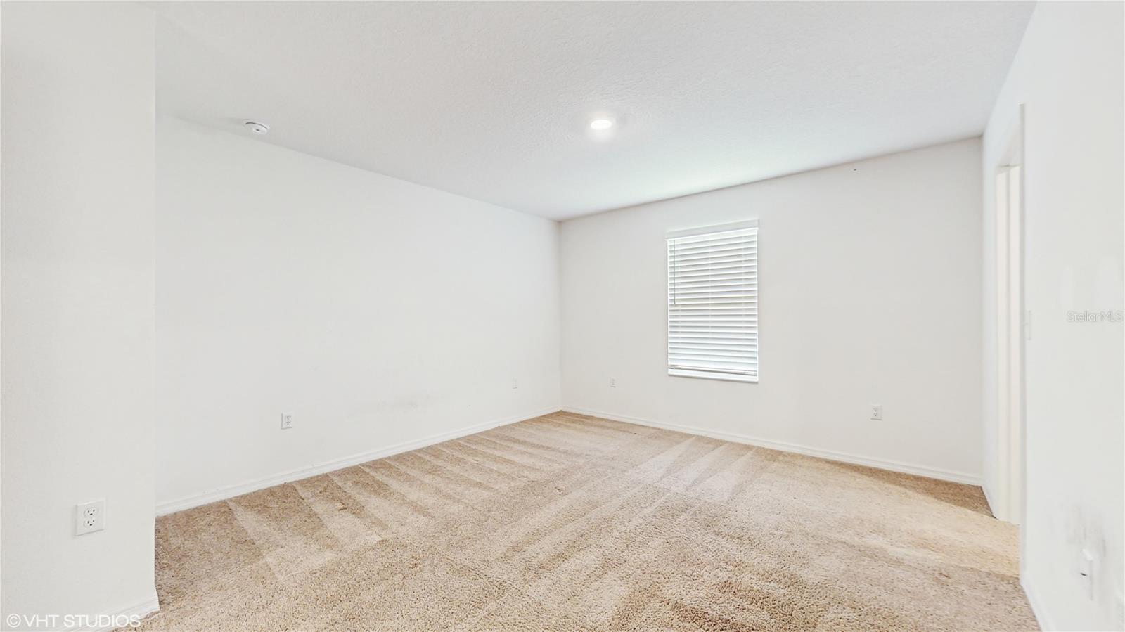 5329 COMPANION LN, TAMPA, FL, 33619