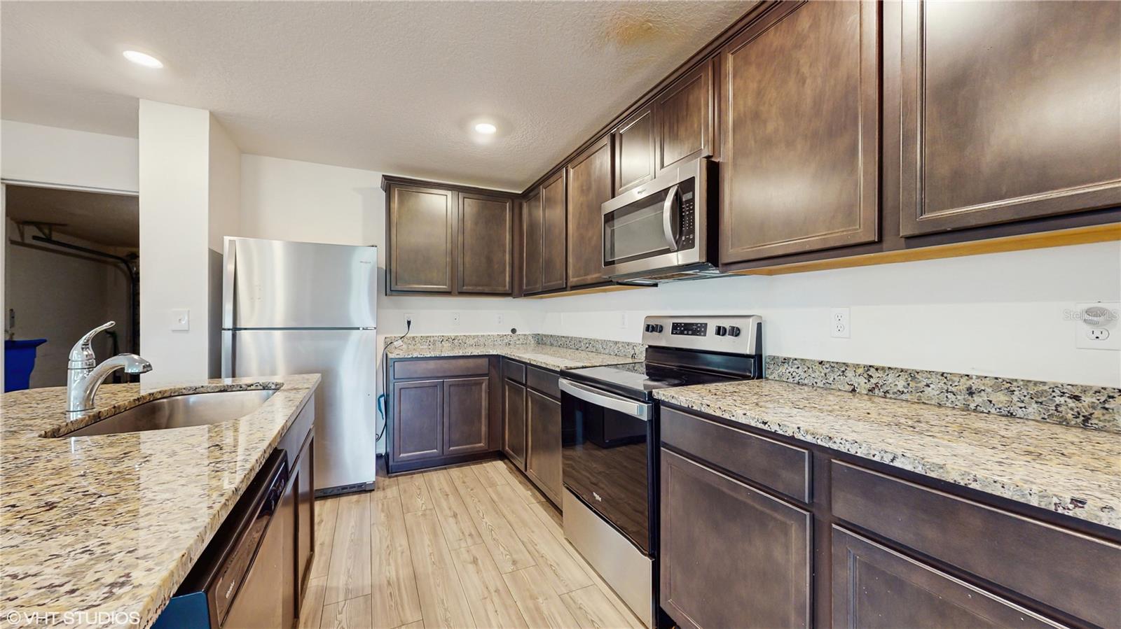 5329 COMPANION LN, TAMPA, FL, 33619