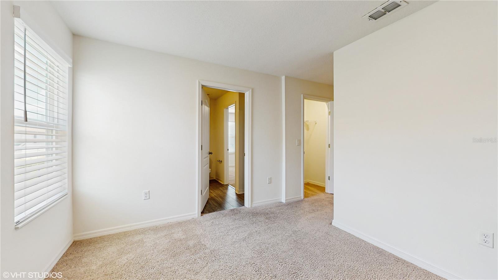 5329 COMPANION LN, TAMPA, FL, 33619