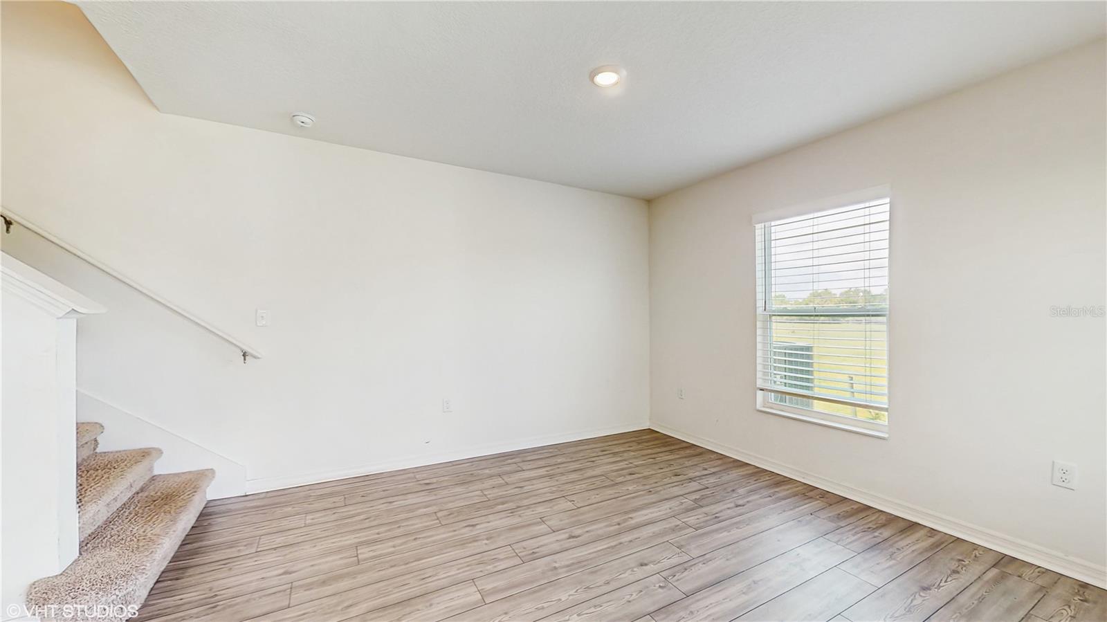 5329 COMPANION LN, TAMPA, FL, 33619