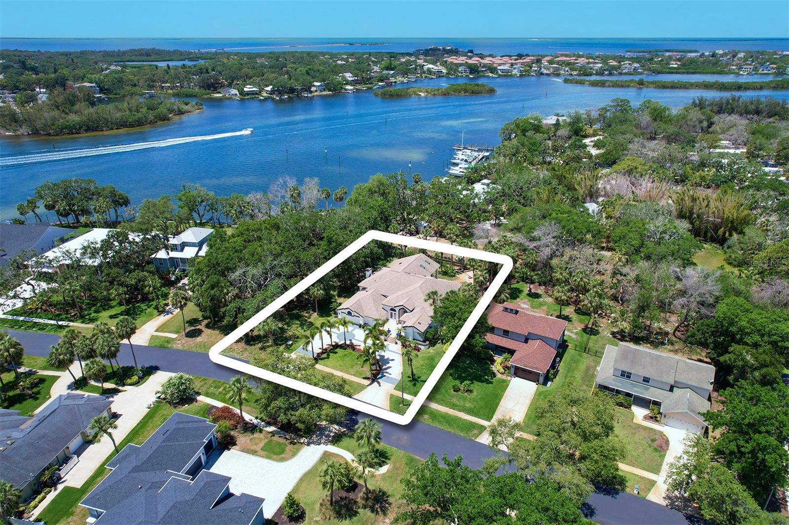 1705 MEYERS COVE DR, TARPON SPRINGS, FL, 34689