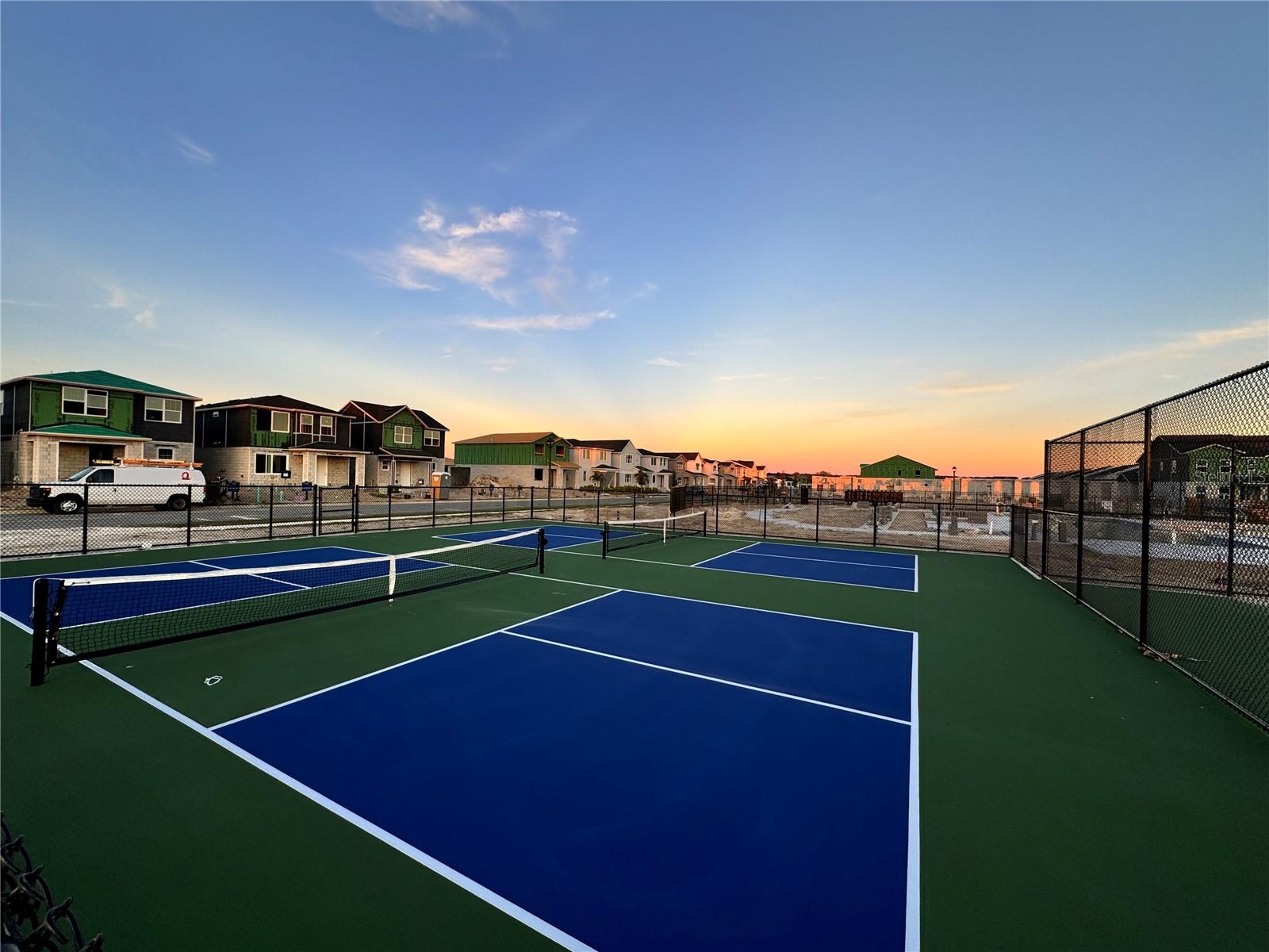 1438 RIDGEBACK LN, APOPKA, FL, 32703