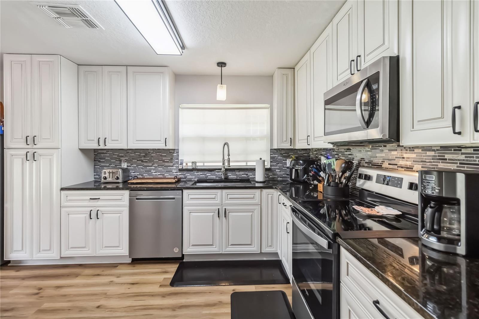 1111 HIGH VISTA DR, DAVENPORT, FL, 33837