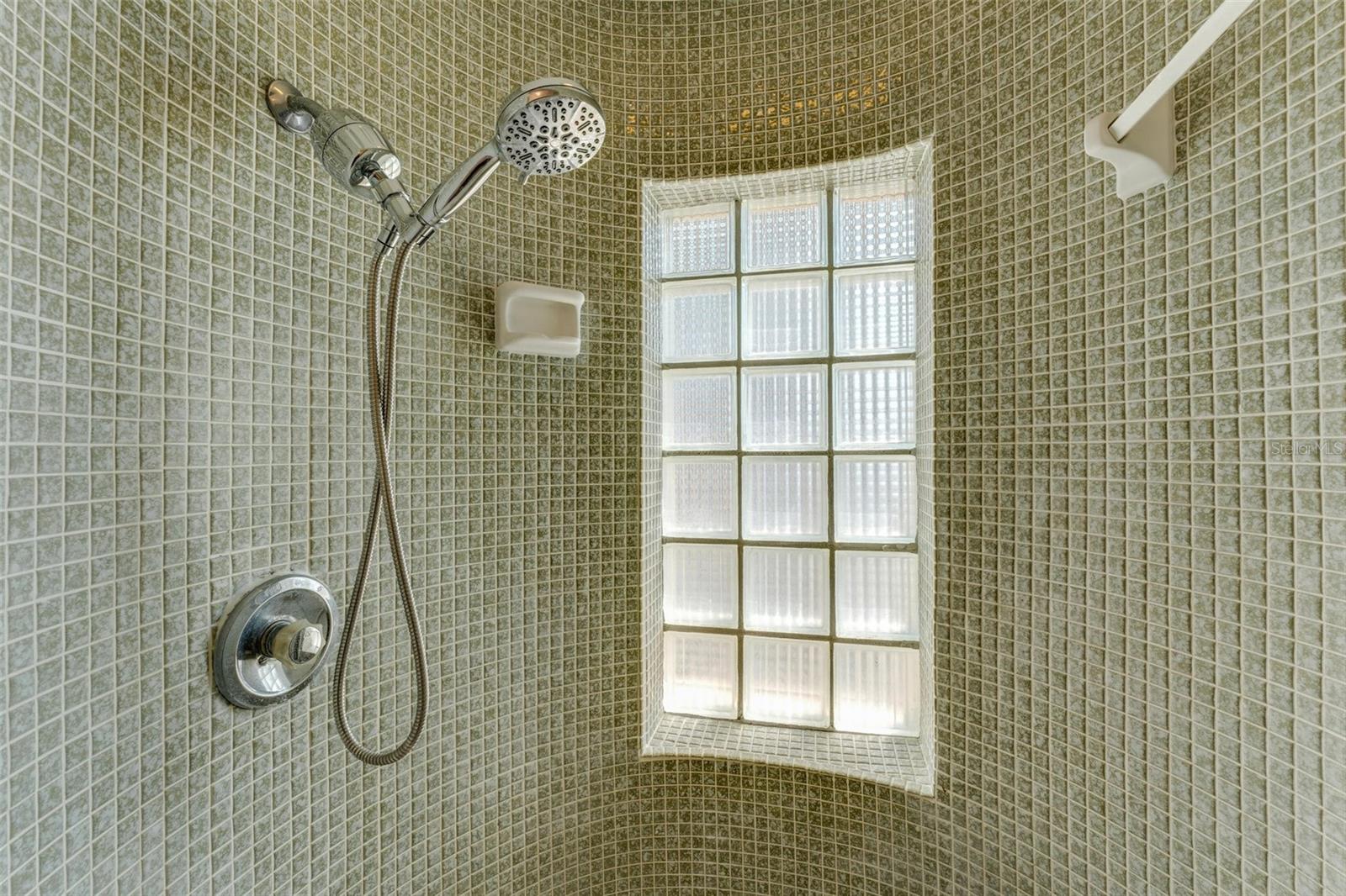 224 ASPEN CIR #224, SEMINOLE, FL, 33777