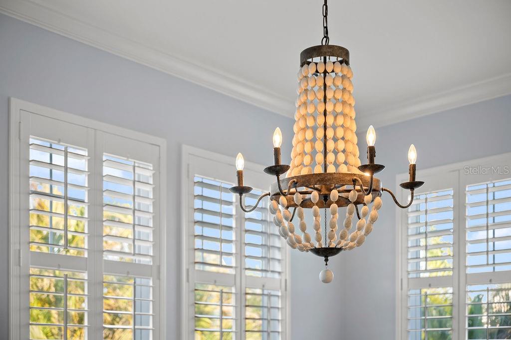 A4653068 Property Photo