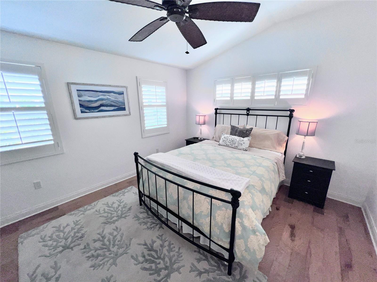 A4653068 Property Photo