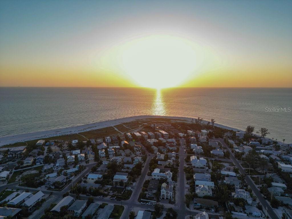 A4653068 Property Photo