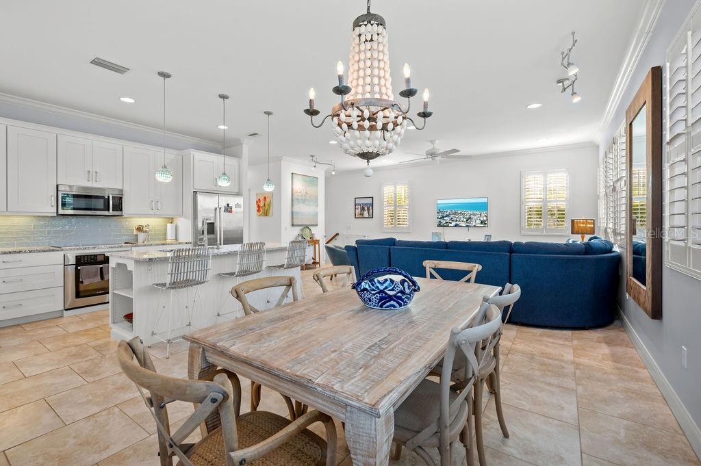 A4653068 Property Photo