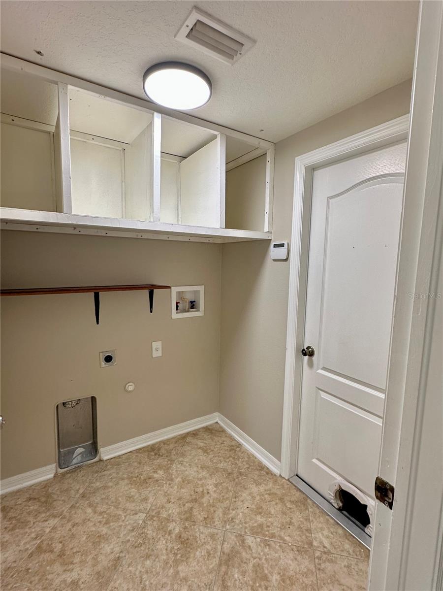 11055 BELLE HAVEN DR, NEW PORT RICHEY, FL, 34654