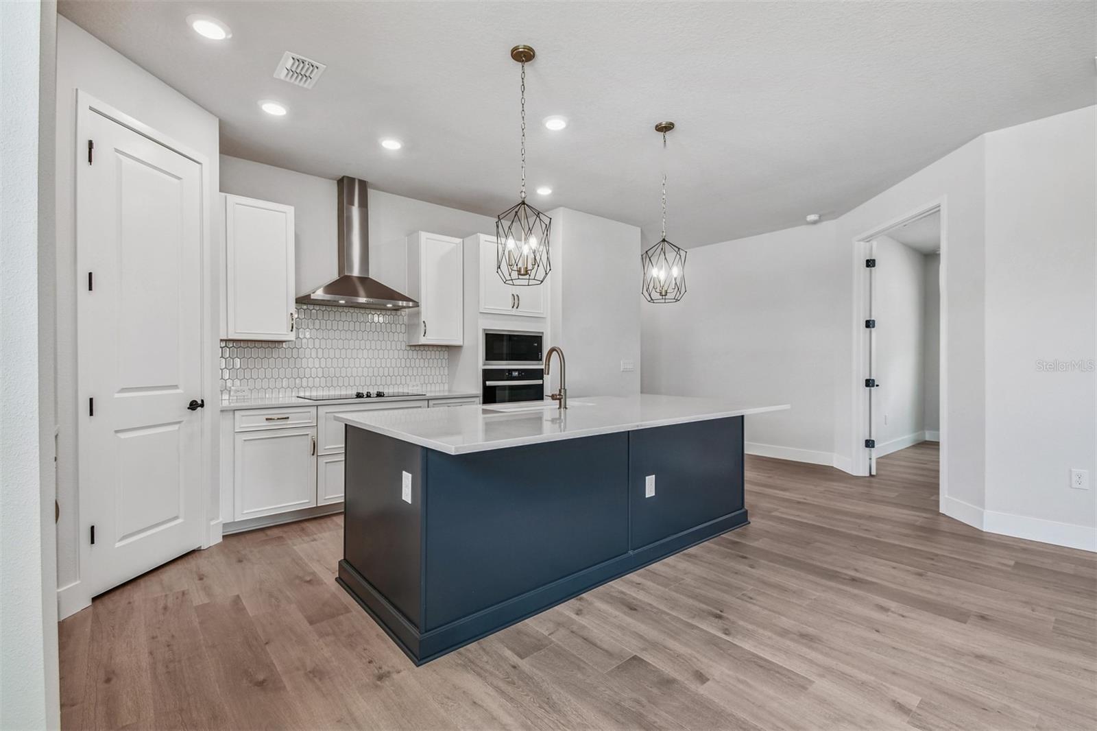 10657 CRESCENT CREEK XING, PARRISH, FL, 34219