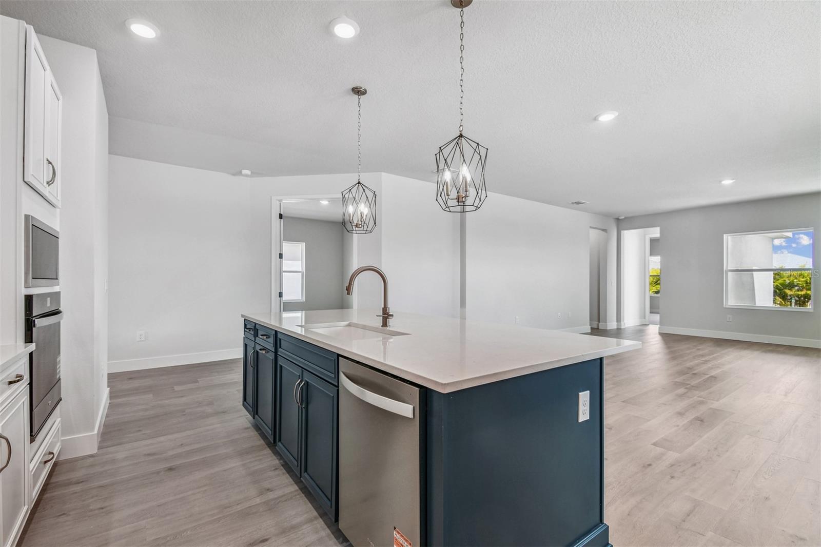 10657 CRESCENT CREEK XING, PARRISH, FL, 34219