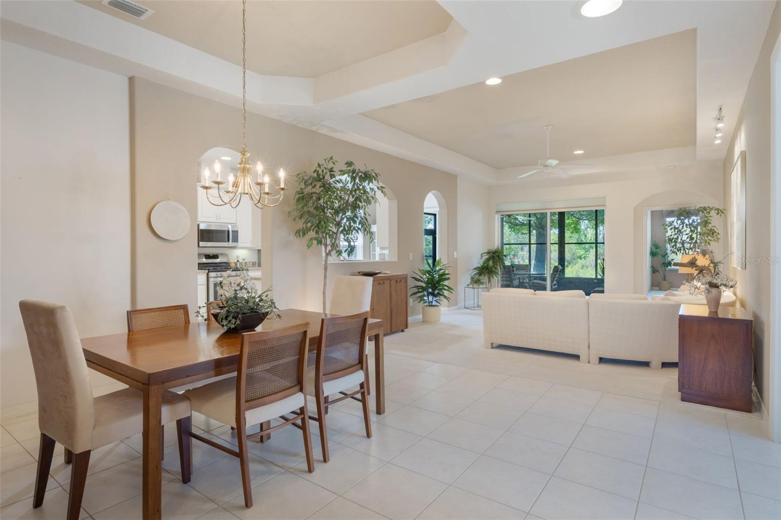 5560 SQUIRES DR, LEESBURG, FL, 34748