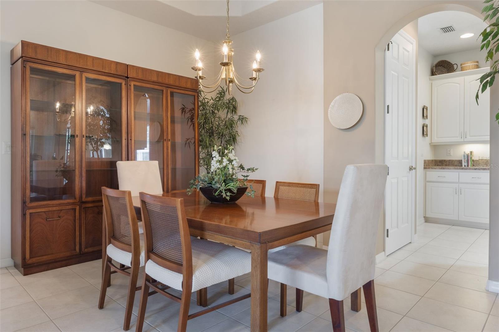 5560 SQUIRES DR, LEESBURG, FL, 34748