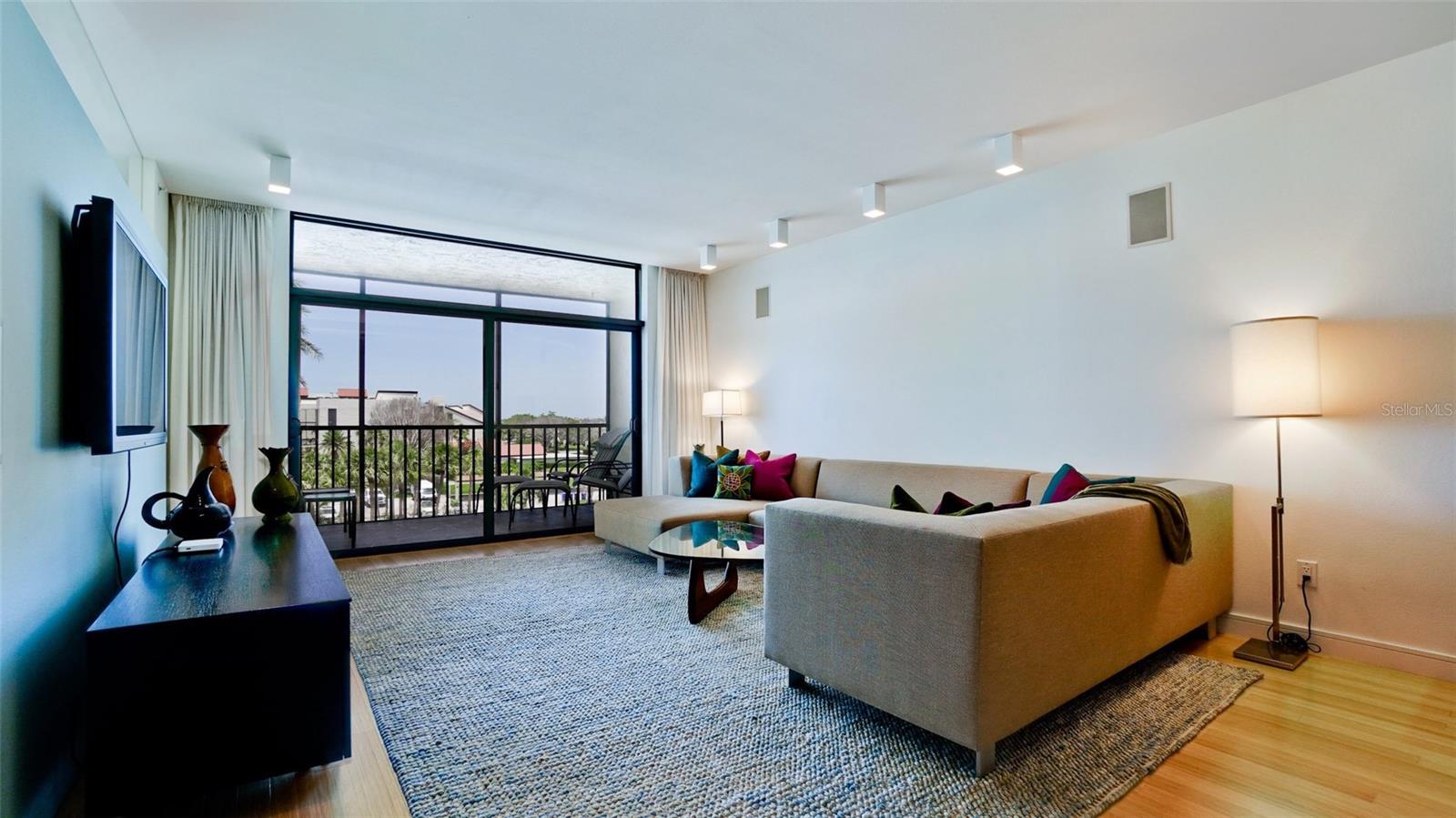 1945 GULF OF MEXICO DR #M2-313, LONGBOAT KEY, FL, 34228