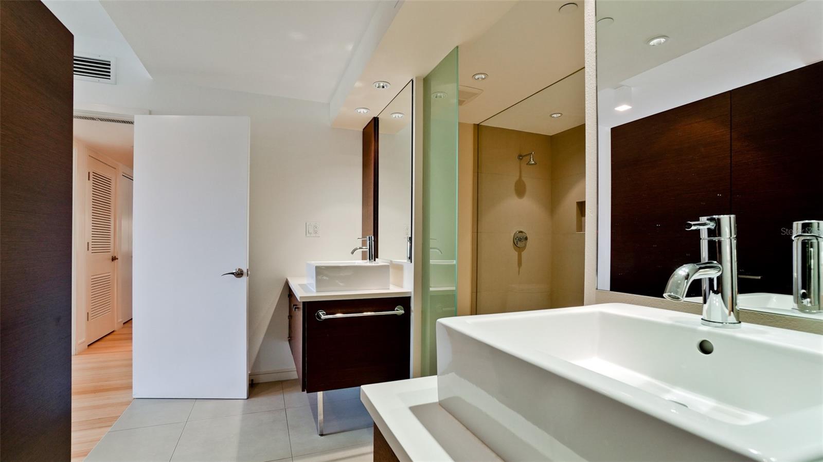 1945 GULF OF MEXICO DR #M2-313, LONGBOAT KEY, FL, 34228