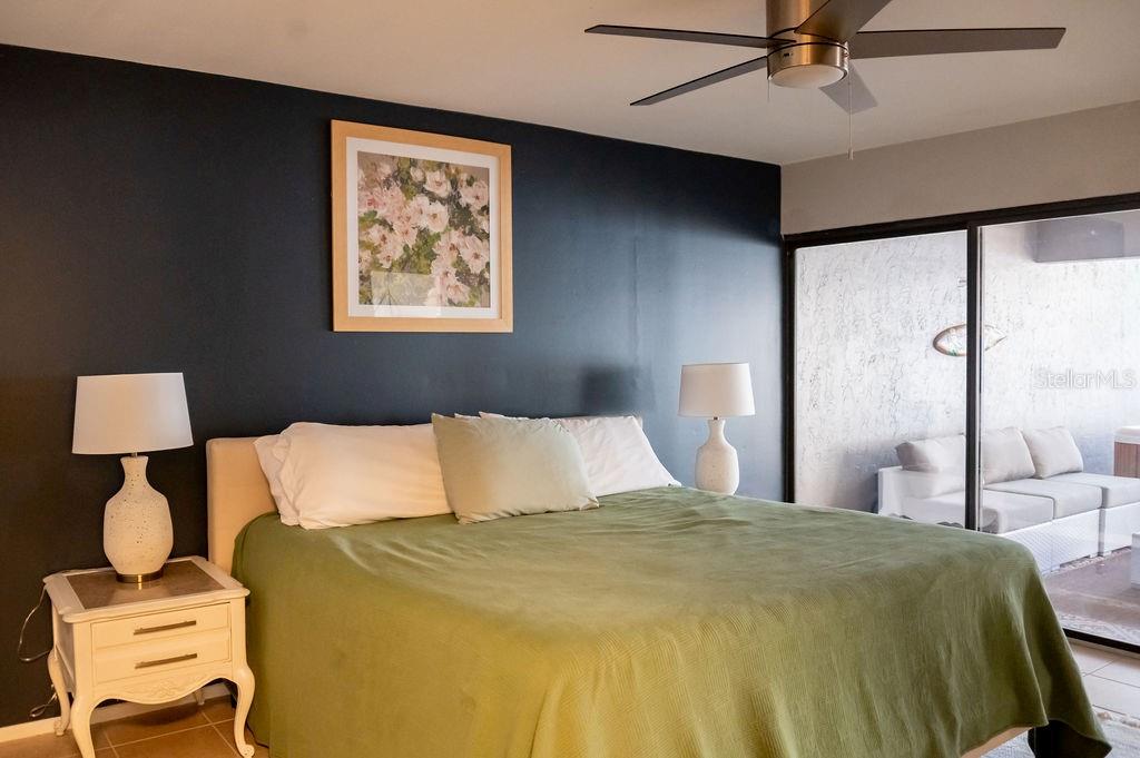 3724 GLEN OAKS MANOR DR, SARASOTA, FL, 34232