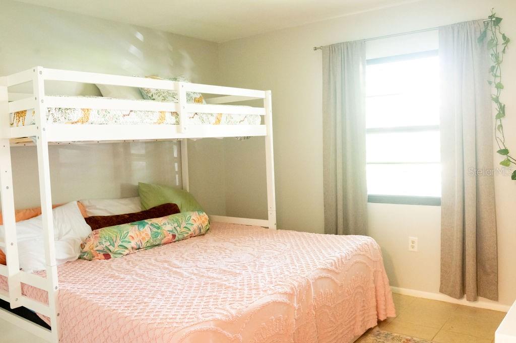 3724 GLEN OAKS MANOR DR, SARASOTA, FL, 34232