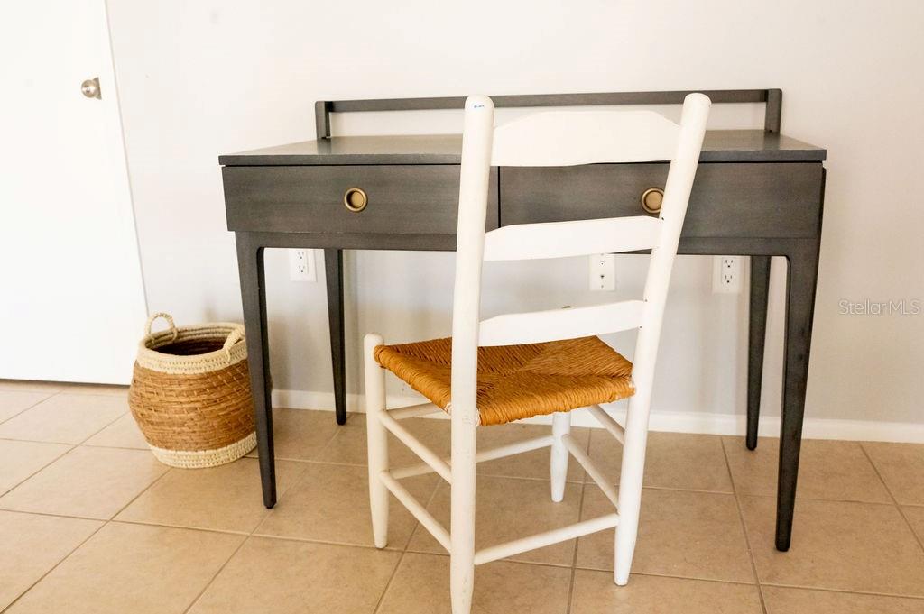 3724 GLEN OAKS MANOR DR, SARASOTA, FL, 34232