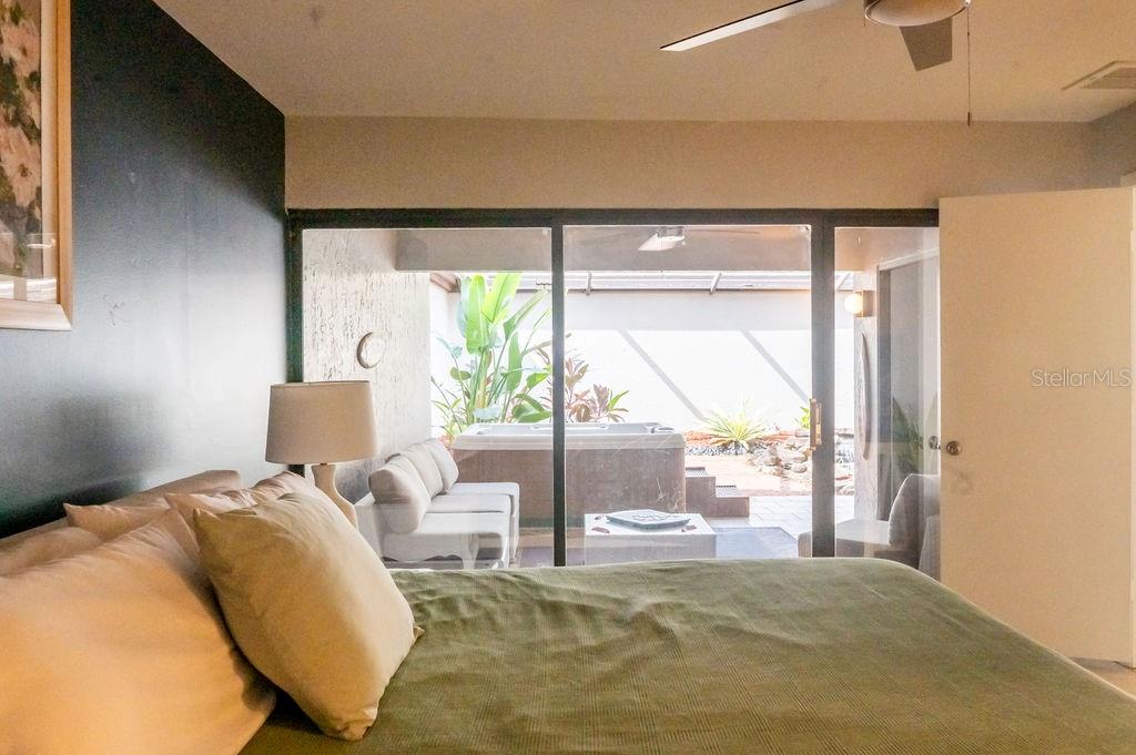 3724 GLEN OAKS MANOR DR, SARASOTA, FL, 34232