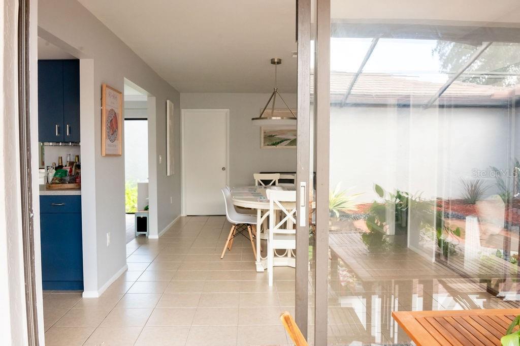 3724 GLEN OAKS MANOR DR, SARASOTA, FL, 34232