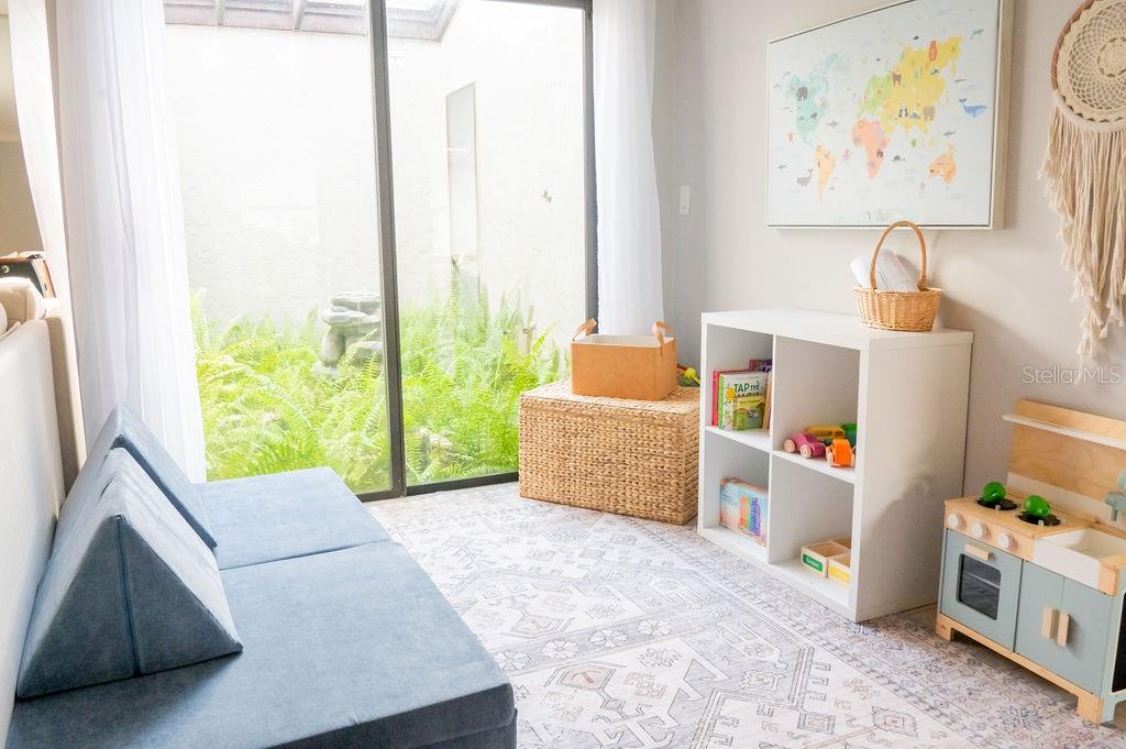 3724 GLEN OAKS MANOR DR, SARASOTA, FL, 34232