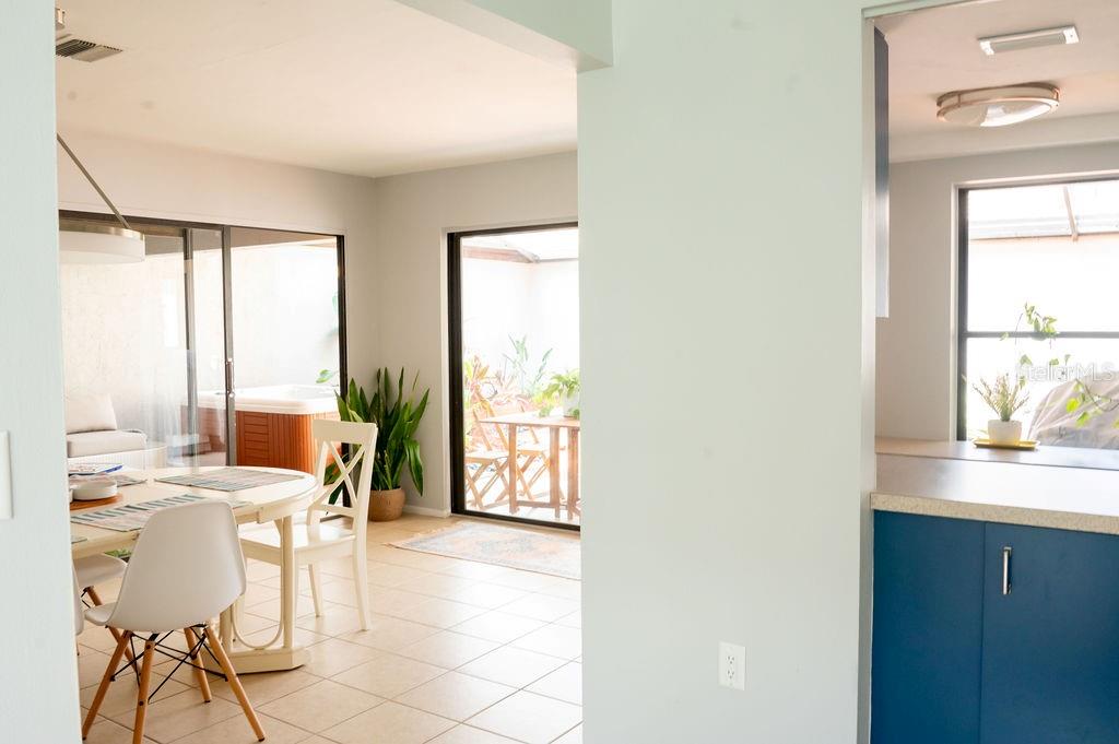 3724 GLEN OAKS MANOR DR, SARASOTA, FL, 34232