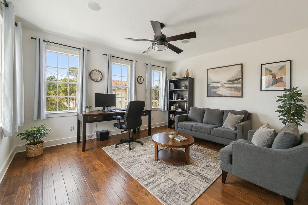 Virtually staged detached 3rd bedroom as your dream office