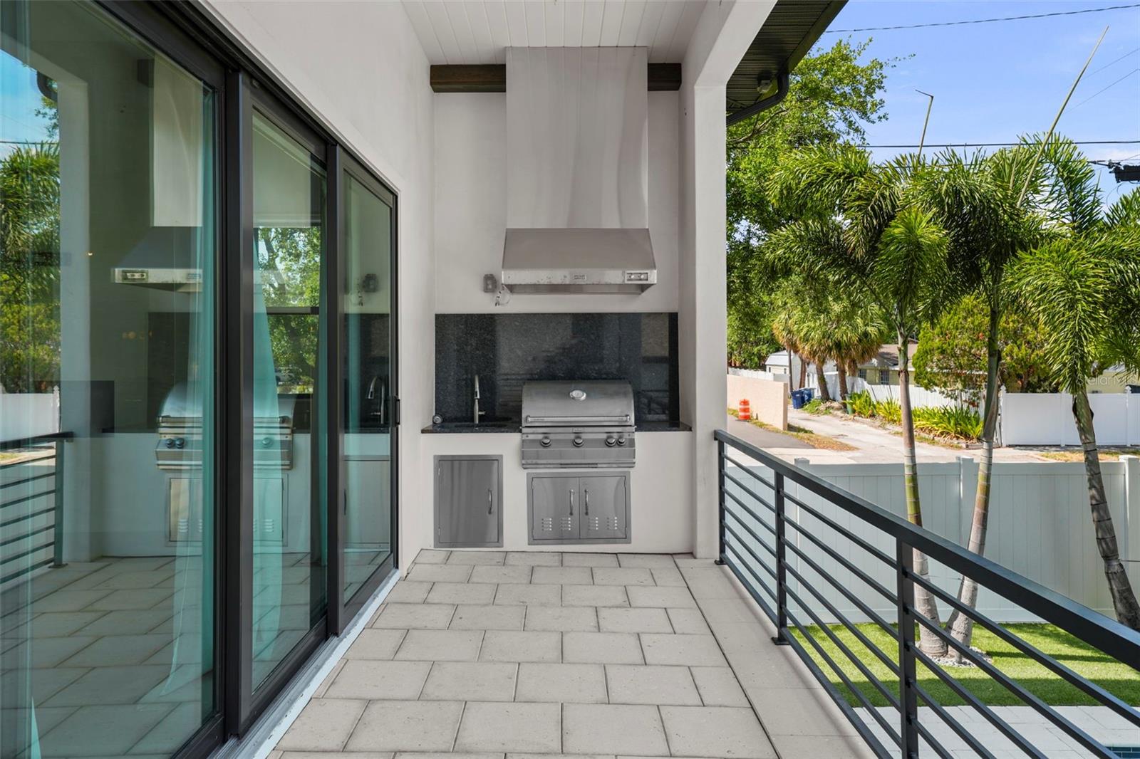 403 E DAVIS BLVD, TAMPA, FL, 33606