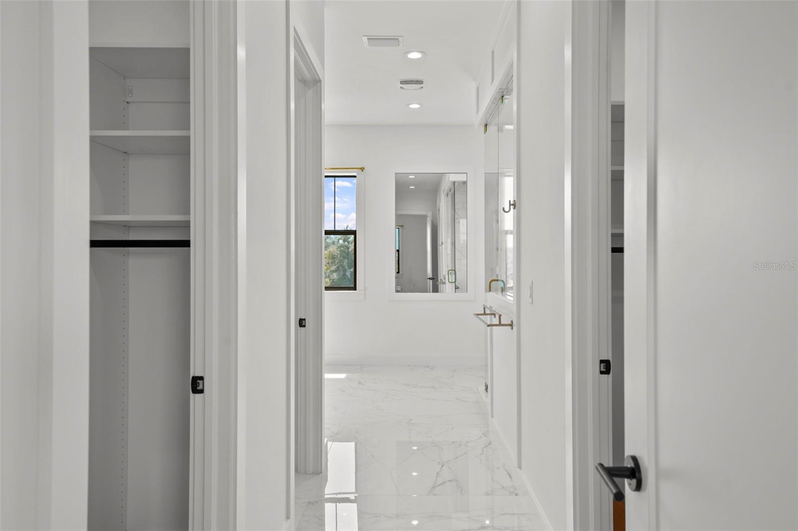 403 E DAVIS BLVD, TAMPA, FL, 33606