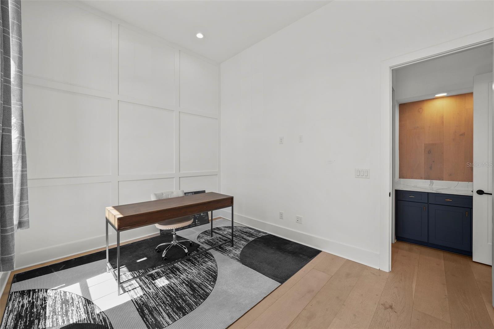 403 E DAVIS BLVD, TAMPA, FL, 33606