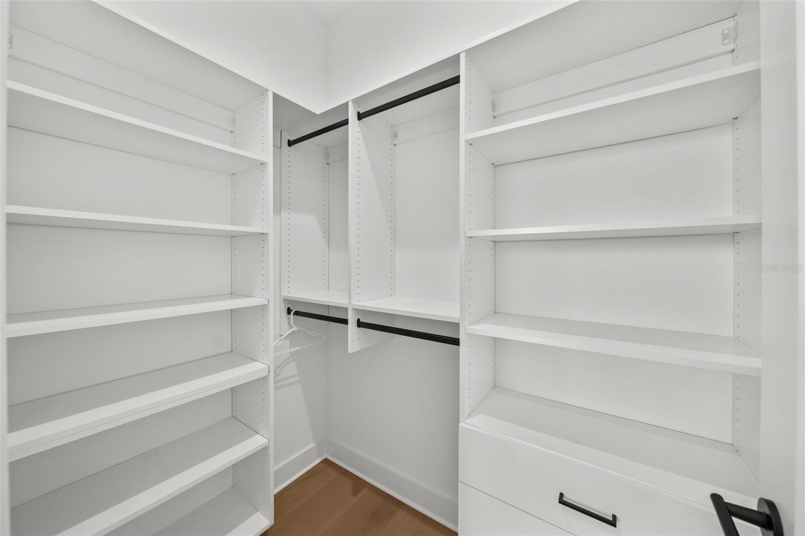 403 E DAVIS BLVD, TAMPA, FL, 33606