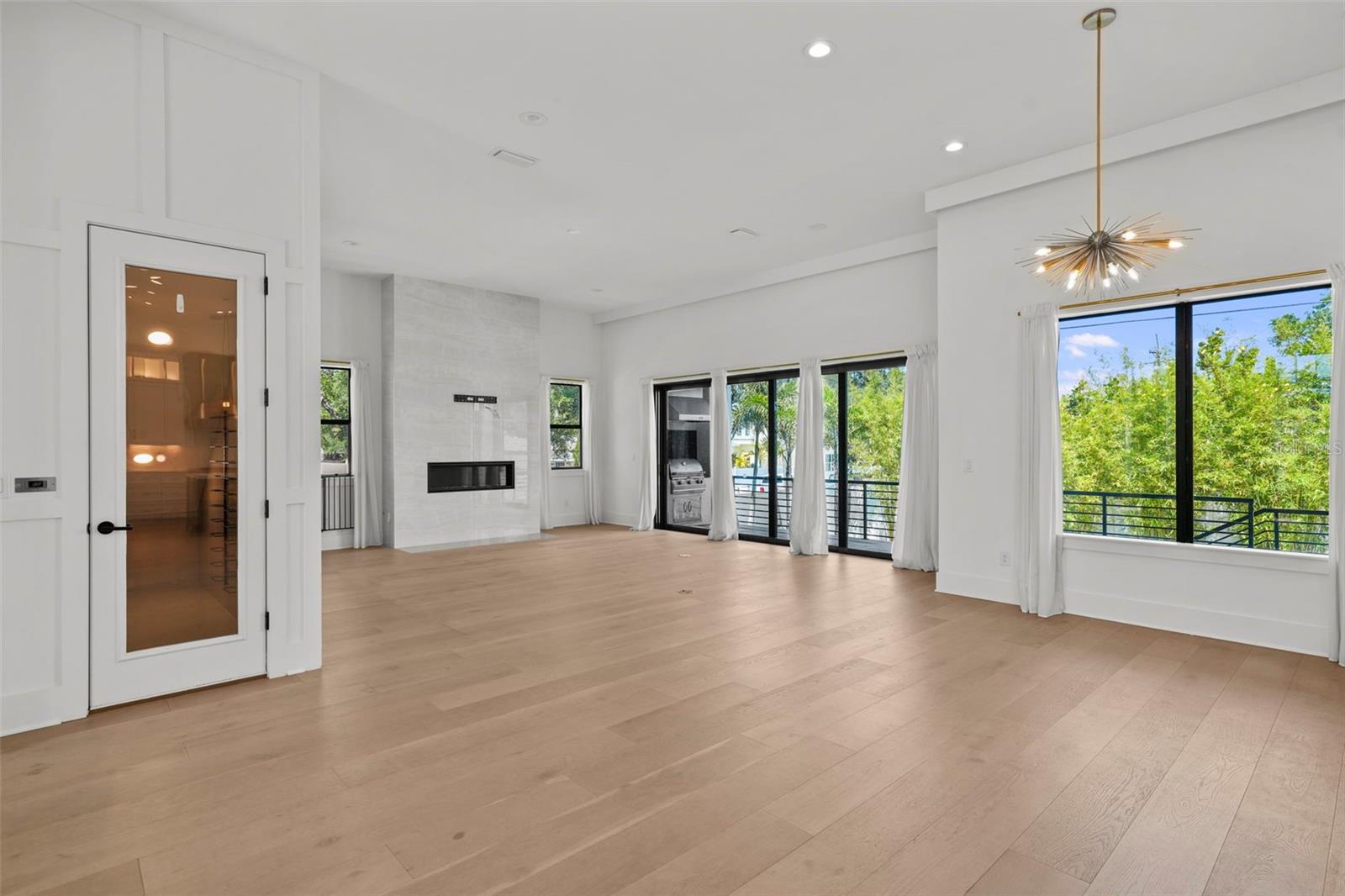 403 E DAVIS BLVD, TAMPA, FL, 33606