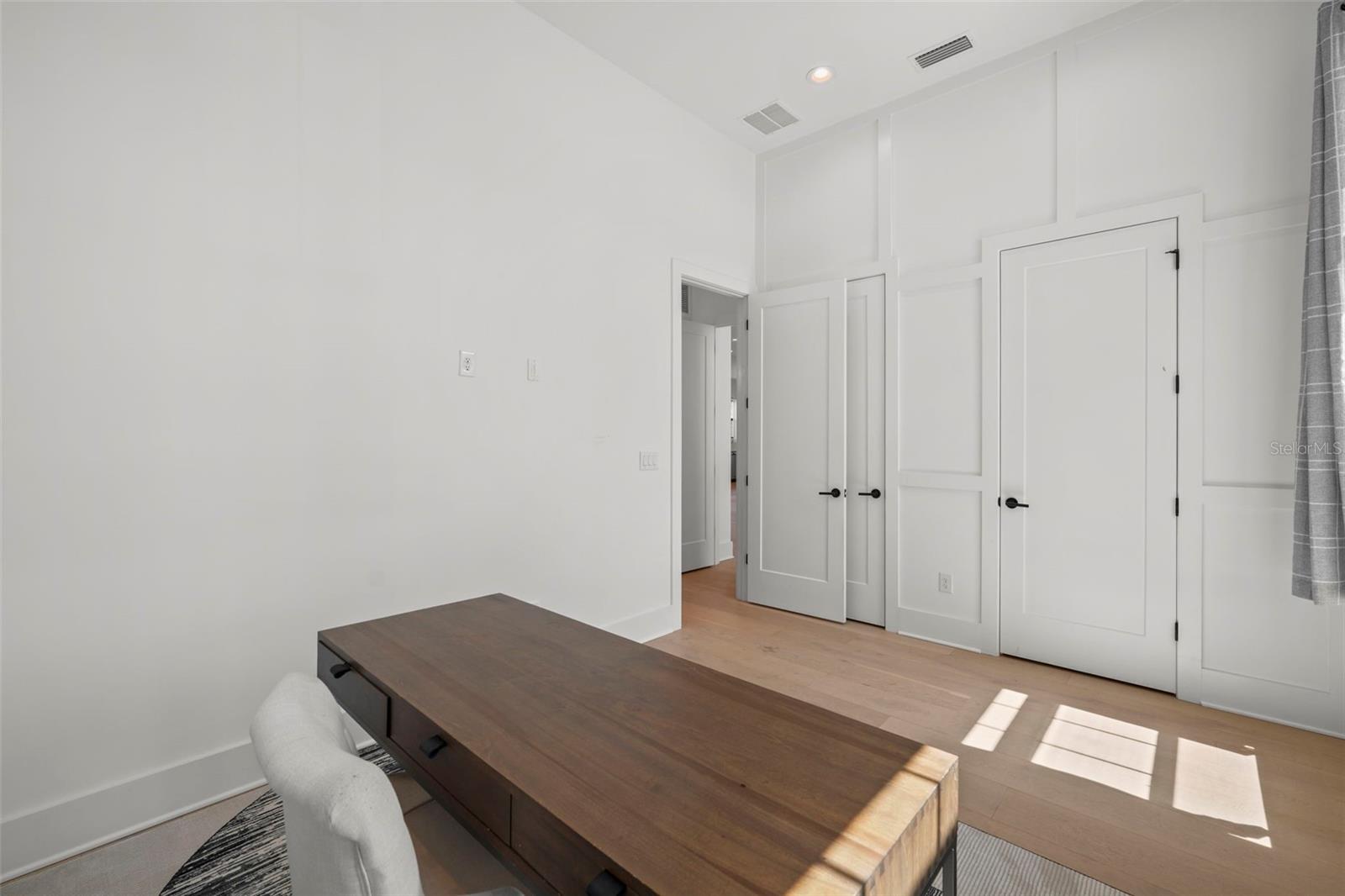 403 E DAVIS BLVD, TAMPA, FL, 33606