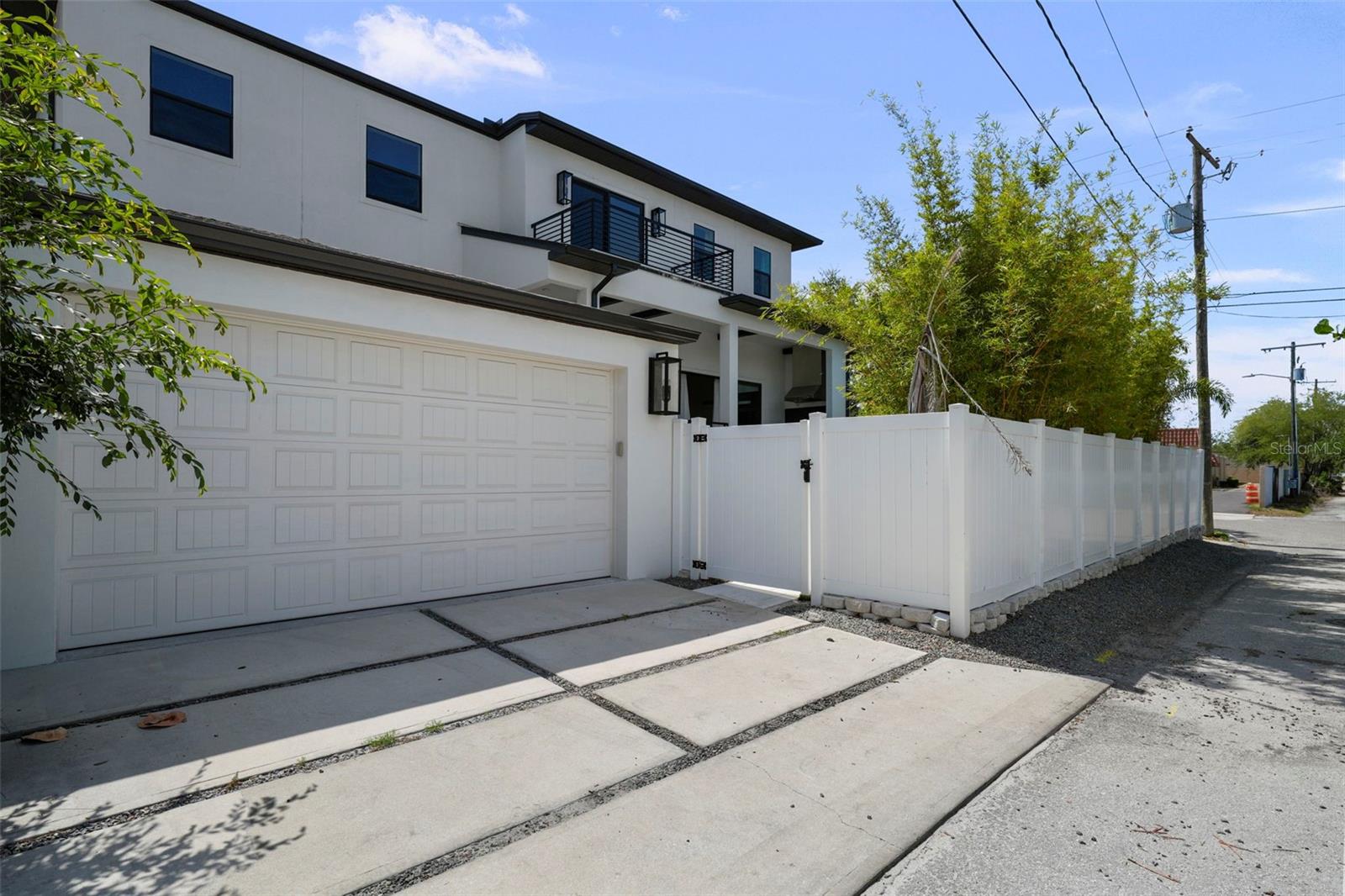 403 E DAVIS BLVD, TAMPA, FL, 33606