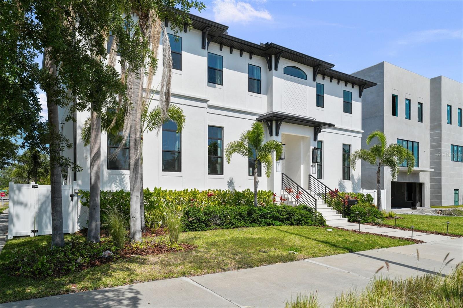 403 E DAVIS BLVD, TAMPA, FL, 33606